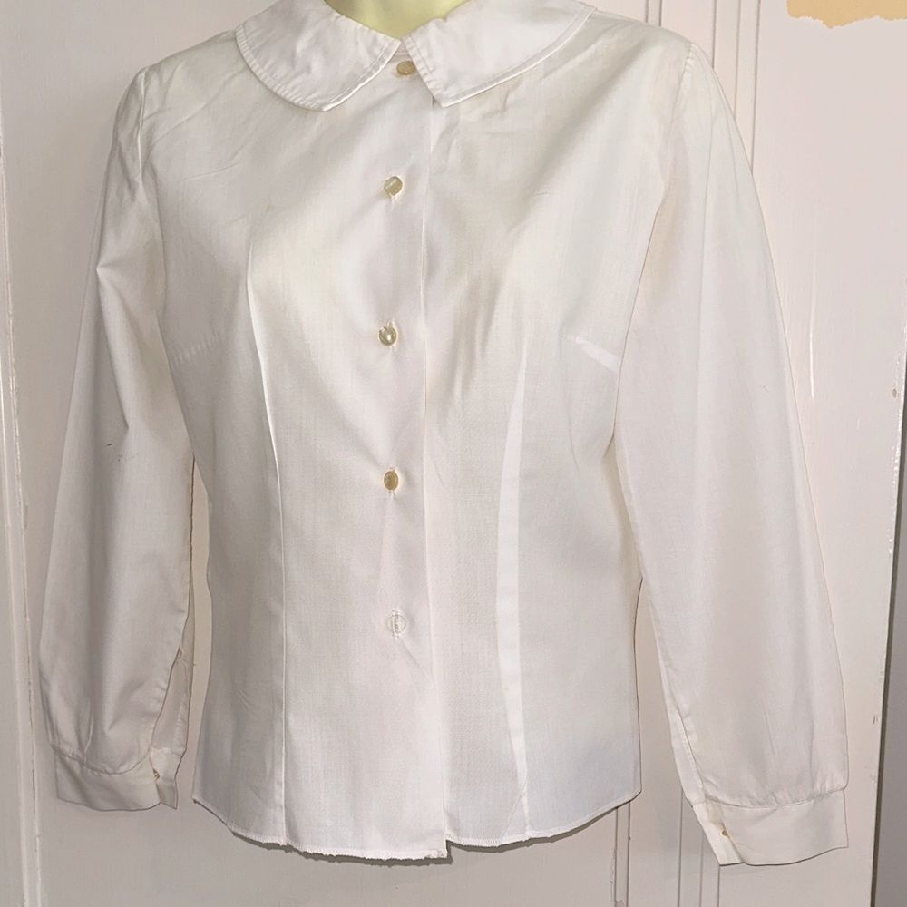 Vintage 60s White Cotton/Polyester Long‎ Sleeve Shirt with Peter Pan collar